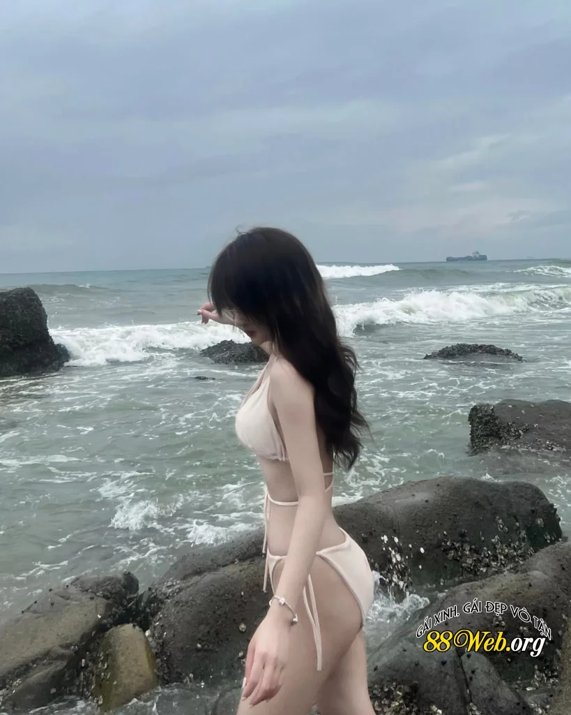 Ảnh Gấm Kami nude